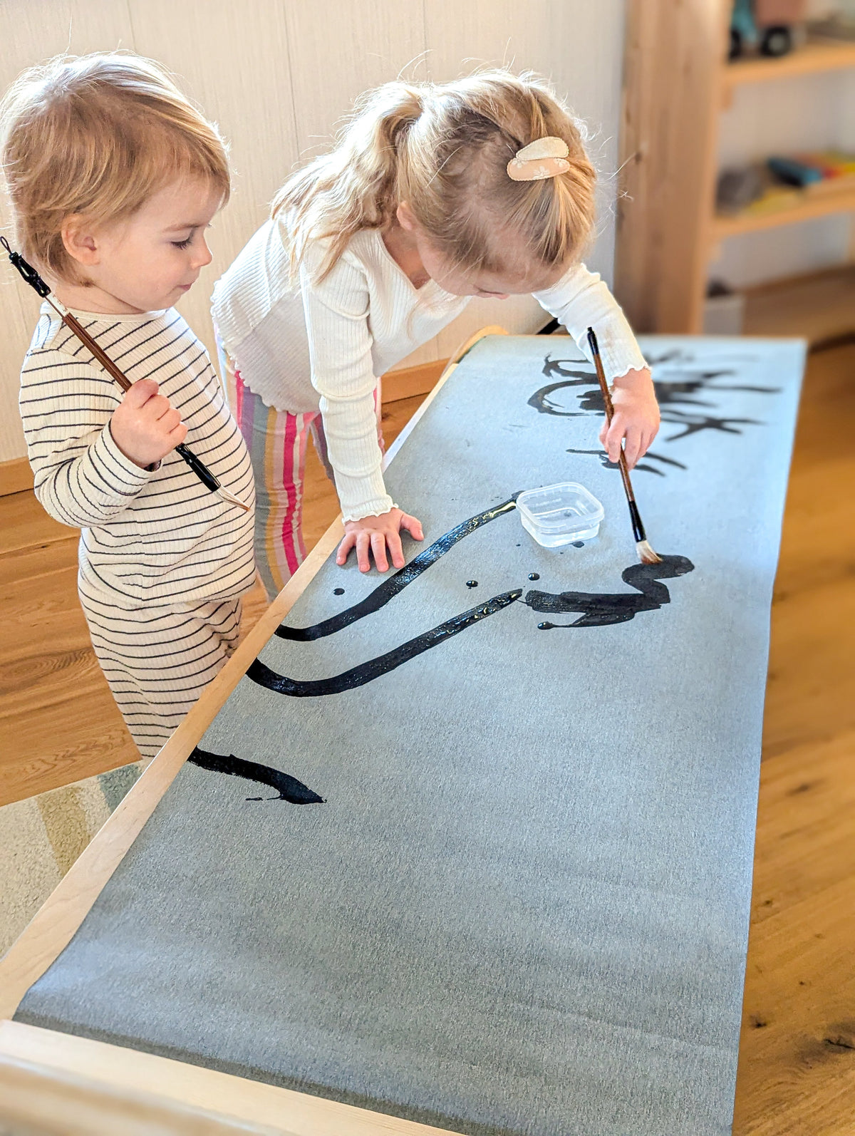 WonderDraw® Original Reusable Water Painting Cloth + Get a FREE water cup & brush NOW!