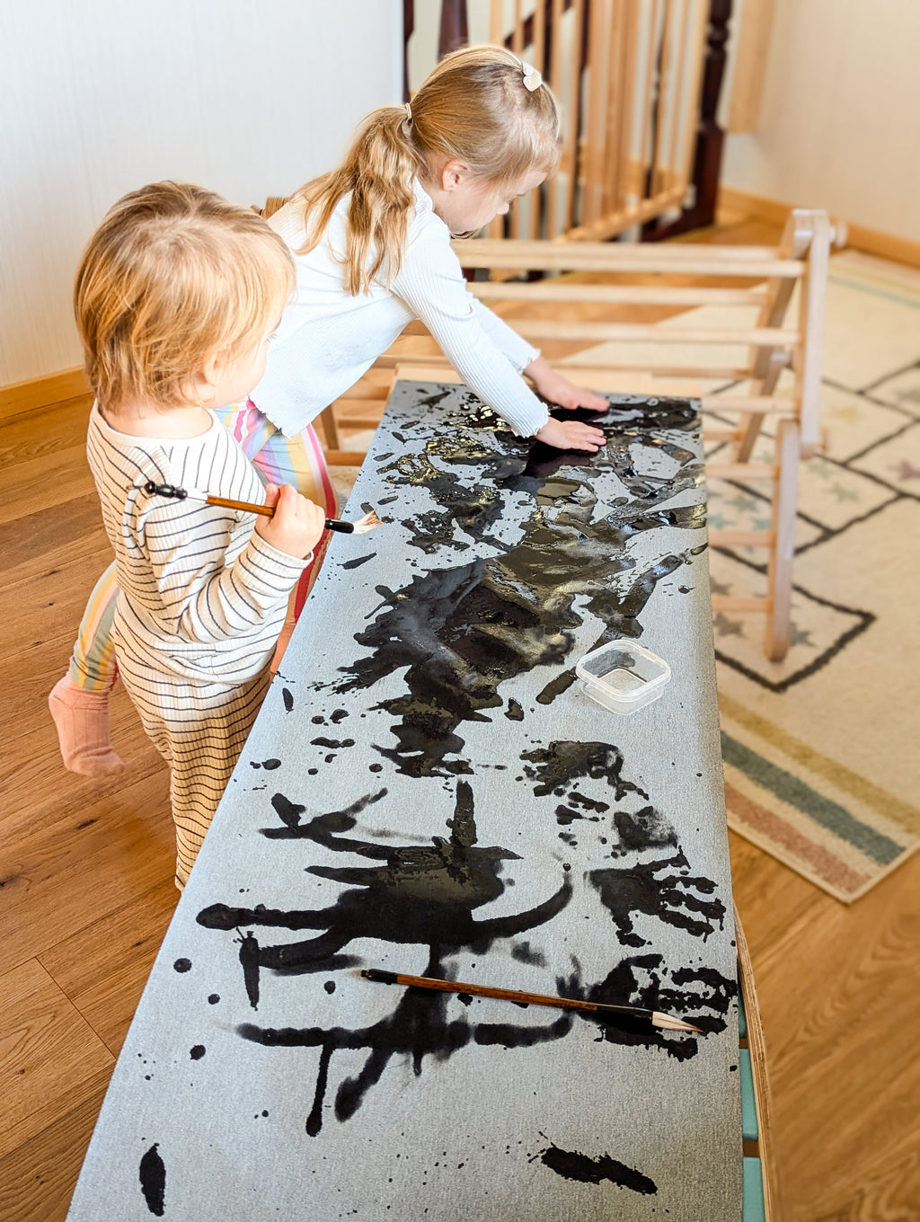 WonderDraw® Original Reusable Water Painting Cloth + Get a FREE water cup & brush NOW!
